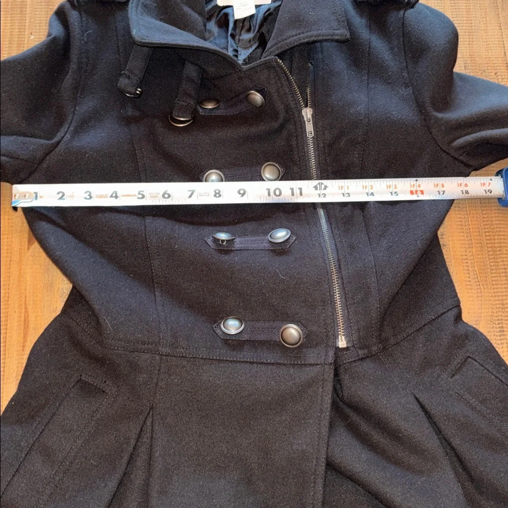 Ellen Tracy Black dark navy Trench Coat feminine military style medium EUC! - Picture 8 of 11